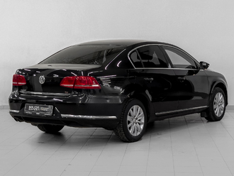 фото Volkswagen Passat B7 2012