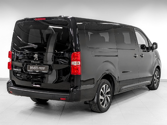 фото Peugeot Traveller 2018