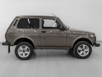 фото Lada 4x4/Niva Legend 2024