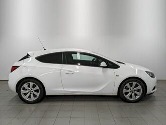 фото Opel Astra J 2014