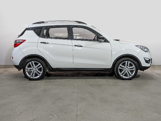 фото Changan CS35 2018