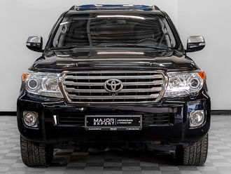 фото Toyota Land Cruiser 200 2014