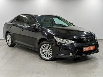 фото Toyota Camry VII 2015