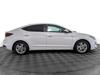 фото Hyundai Elantra VI 2019