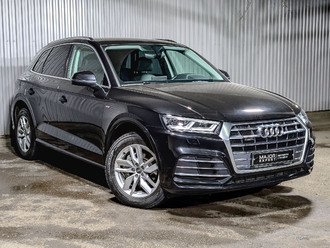 фото Audi Q5 (B9) 2019