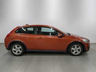 фото Volvo C30 2011