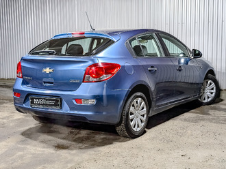 фото Chevrolet Cruze (J300/J305) 2013