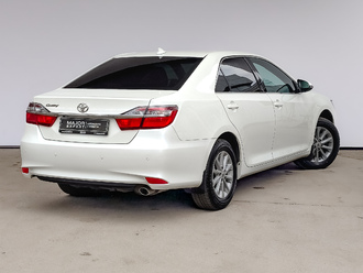 фото Toyota Camry VII 2018