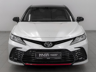 фото Toyota Camry VIII 2022