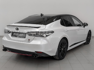 фото Toyota Camry VIII 2022