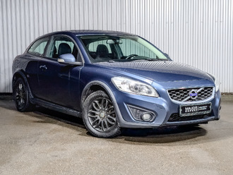 фото Volvo C30 2010