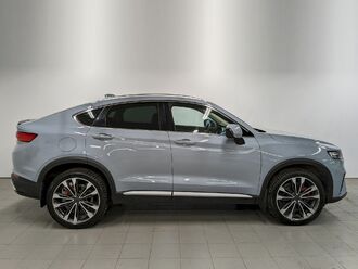 фото Geely Tugella 2021