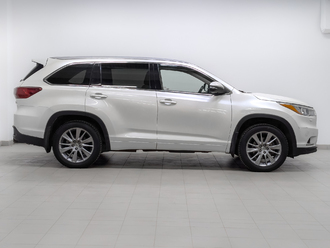 фото Toyota Highlander III 2014