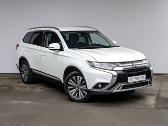 фото Mitsubishi Outlander III 2019