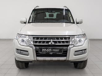 фото Mitsubishi Pajero IV 2015