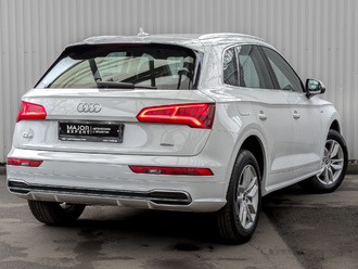 фото Audi Q5 (B9) 2020