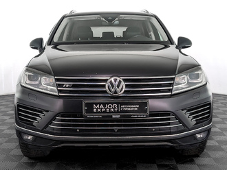 фото Volkswagen Touareg II 2016