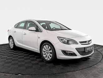 фото Opel Astra J 2013