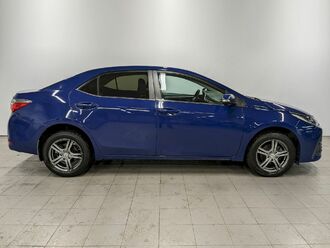 фото Toyota Corolla XI 2016