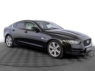 фото Jaguar XE 2015