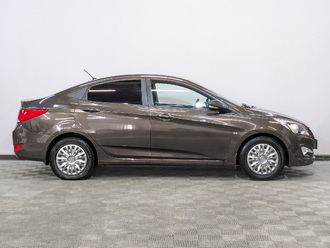 фото Hyundai Solaris I 2016