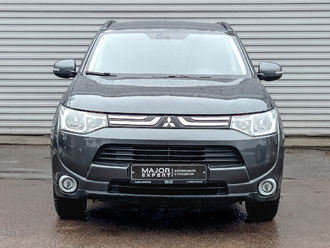 фото Mitsubishi Outlander III 2013