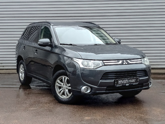 фото Mitsubishi Outlander III 2013