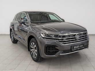 фото Volkswagen Touareg III 2019