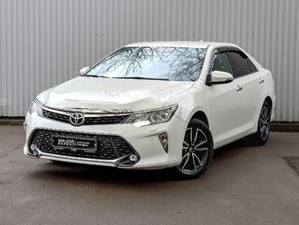 фото Toyota Camry VII 2017