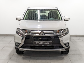 фото Mitsubishi Outlander III 2018