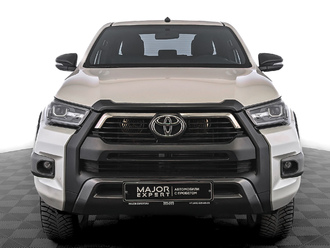 фото Toyota Hilux VIII 2021