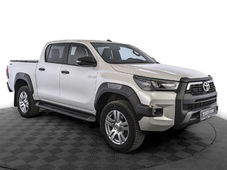 фото Toyota Hilux VIII 2021