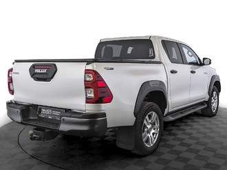 фото Toyota Hilux VIII 2021