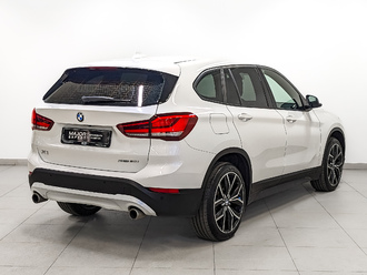 фото BMW X1 (F48) 2021