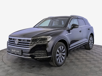 фото Volkswagen Touareg III 2020