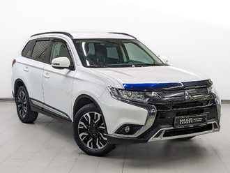 фото Mitsubishi Outlander III 2022