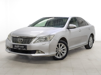 фото Toyota Camry VII 2013