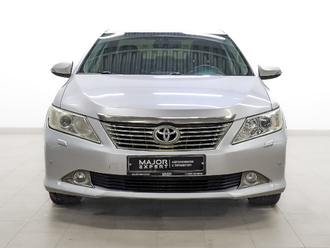 фото Toyota Camry VII 2013