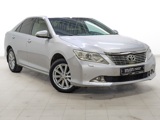 фото Toyota Camry VII 2013