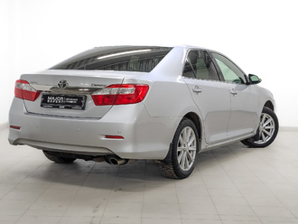 фото Toyota Camry VII 2013