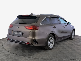 фото Kia Ceed III 2021