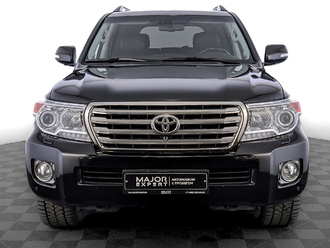 фото Toyota Land Cruiser 200 2015