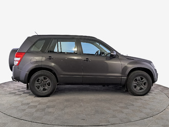 фото Suzuki Grand Vitara II 2011