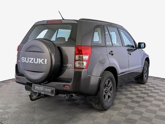 фото Suzuki Grand Vitara II 2011