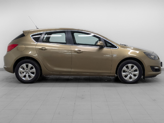 фото Opel Astra J 2014