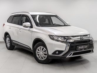 фото Mitsubishi Outlander III 2020