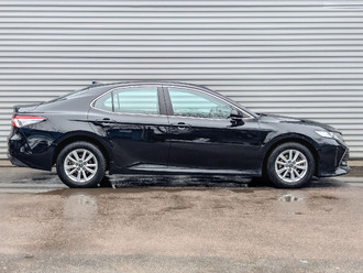 фото Toyota Camry VIII 2018