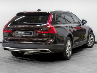 фото Volvo V90 CC 2018