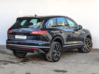 фото Volkswagen Touareg III 2021