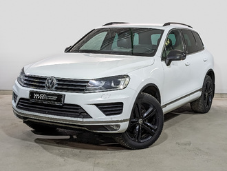 фото Volkswagen Touareg II 2017